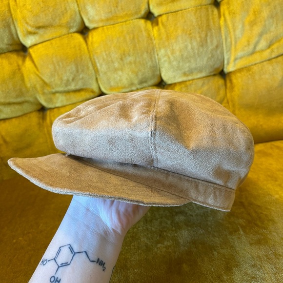 Etmar New York Tan Suede Vintage Hat - Picture 6 of 7